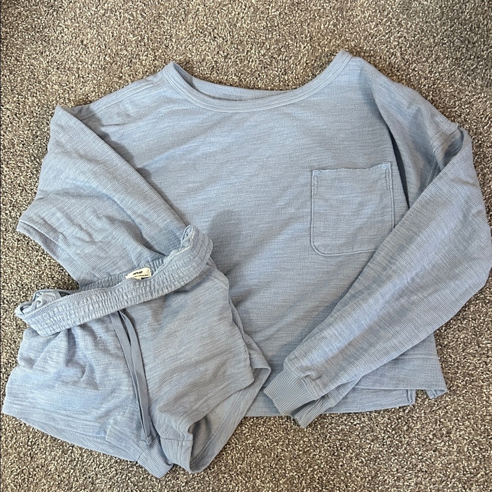 Aerie Light Blue Long Sleeve Top and Shorts Set